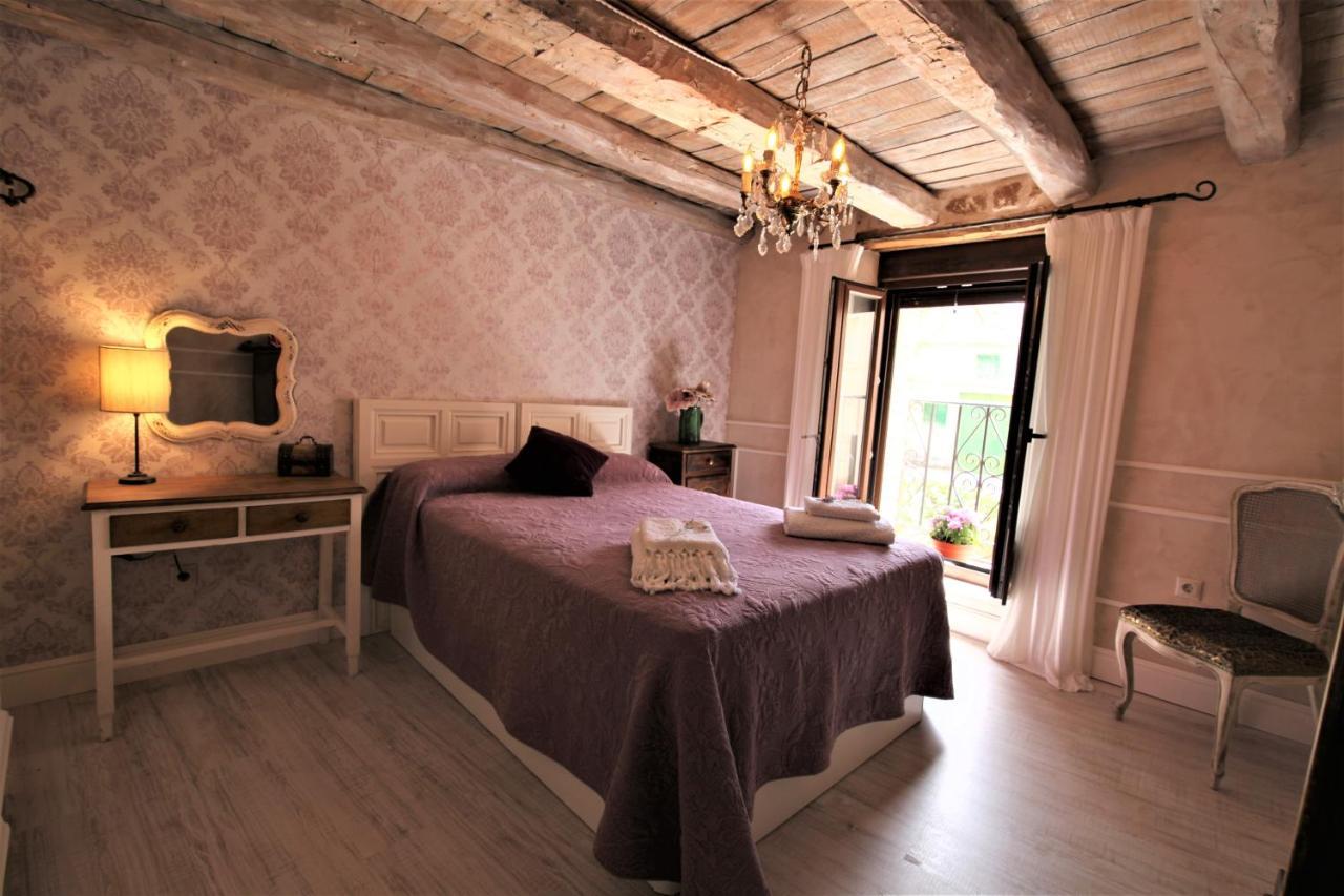 Wabisabi Townhouse Villa Montejo de la Vega de la Serrezuela Bagian luar foto
