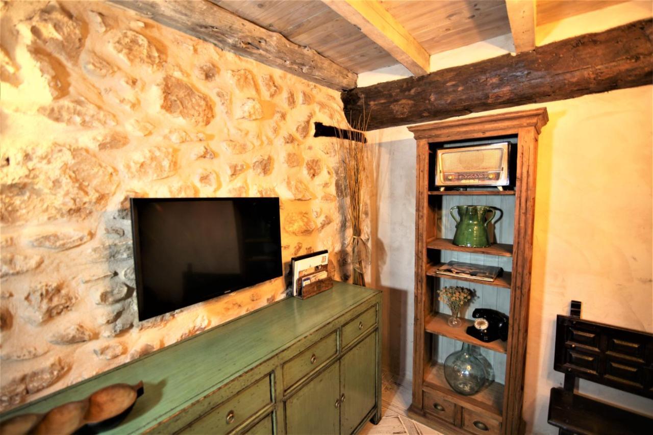 Wabisabi Townhouse Villa Montejo de la Vega de la Serrezuela Bagian luar foto